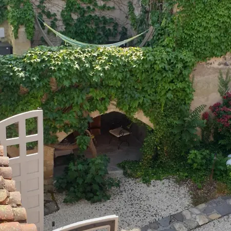 La Tour Noble Bed and breakfast