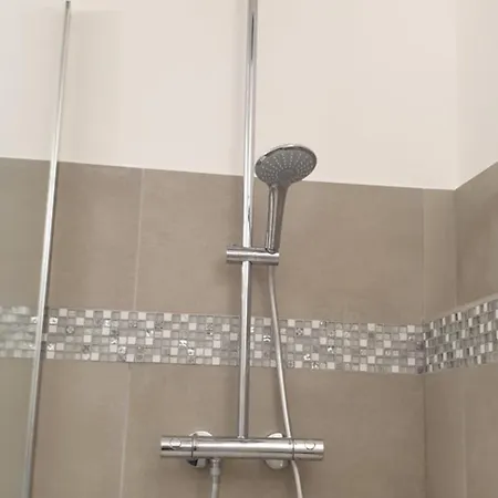 La Tour Noble Bed & Breakfast Saint-Saturnin (Puy-de-Dome)